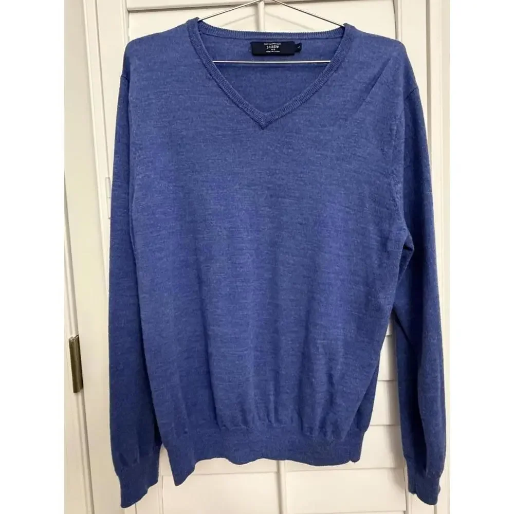 J.Crew men's blue‎ 100% merino wool V-neck sweater